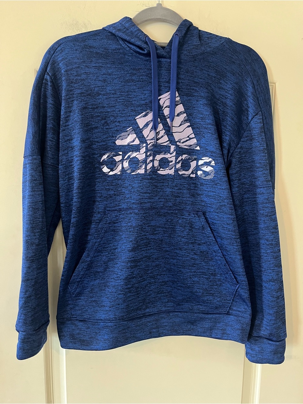 adidas Unisex Blue Hooded Logo Sweatshirt Finger Holes Long Sleeve Size Medium - Picture 1 of 16